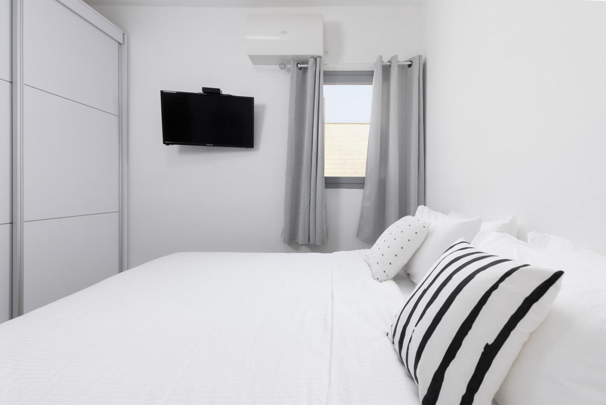 מלוני דירות נופש אילת - Melony Apartments Ейлат Екстер'єр фото